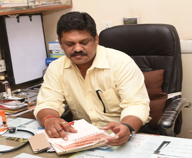 Dr.Dhanesh Agrahari